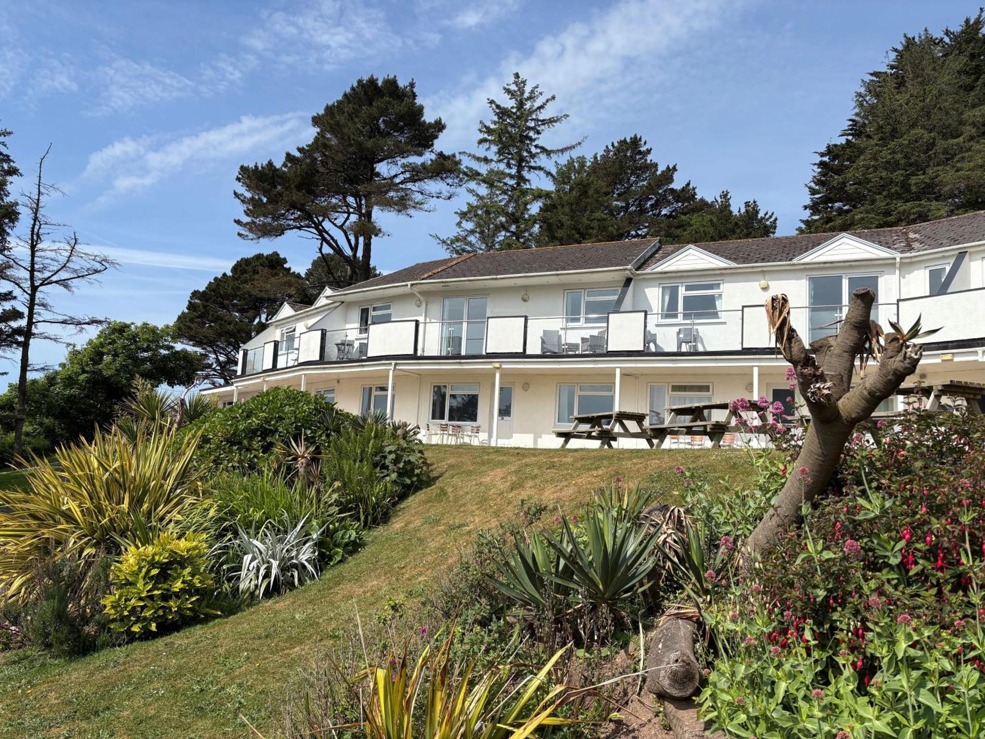Sunrise Bay - Mount Brioni Villa Downderry  Bagian luar foto