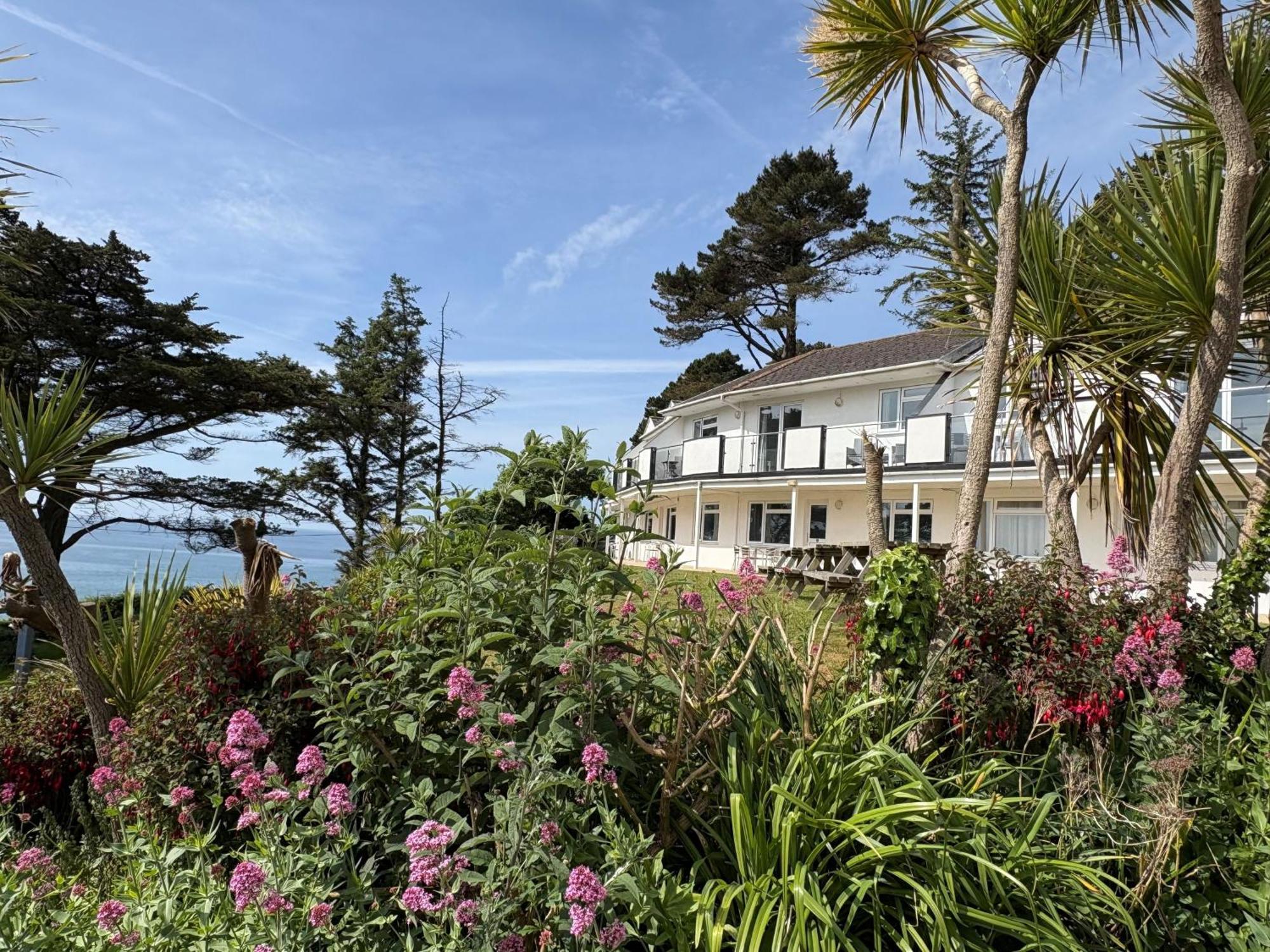 Sunrise Bay - Mount Brioni Villa Downderry  Bagian luar foto